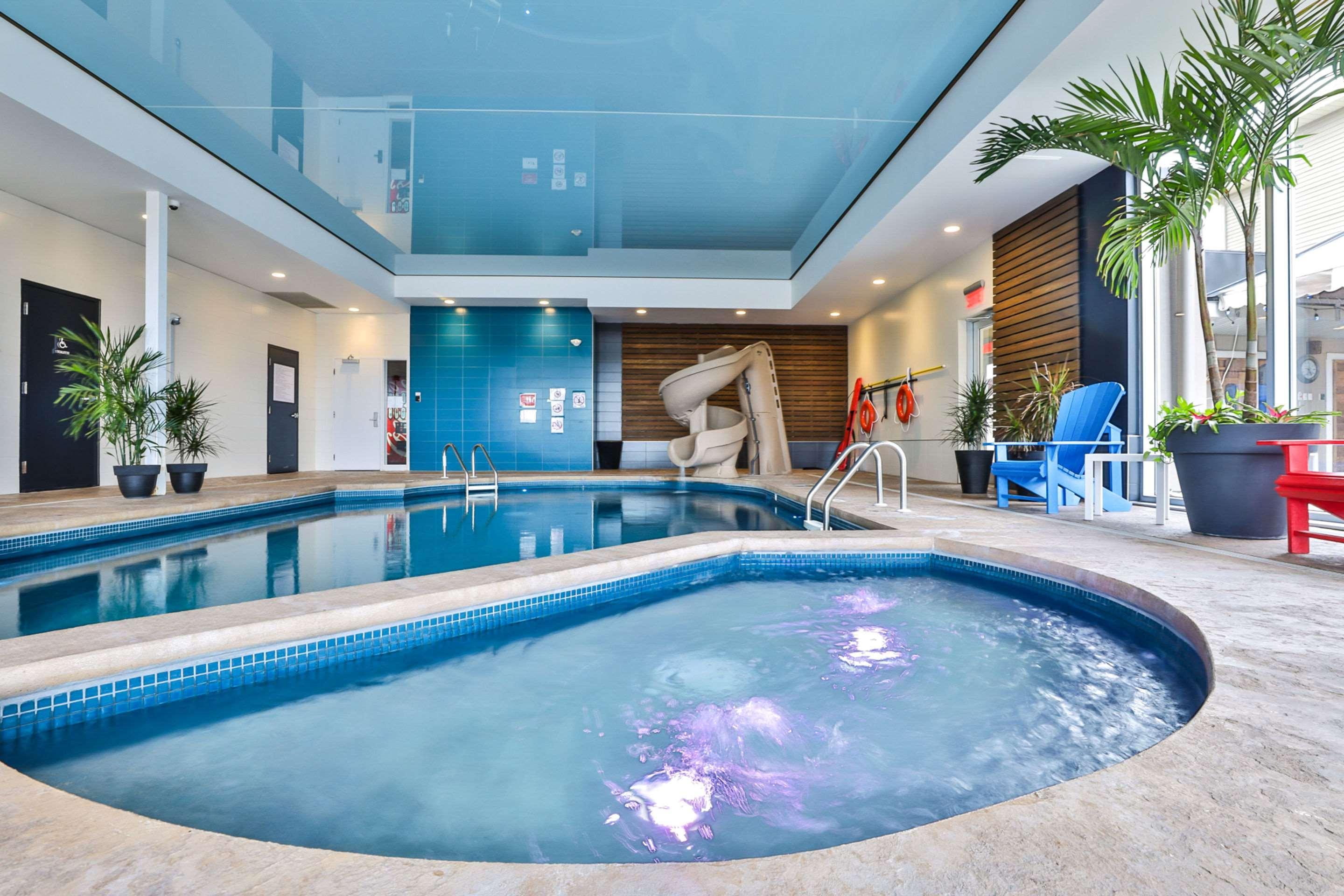 Hotel Comfort & 3*